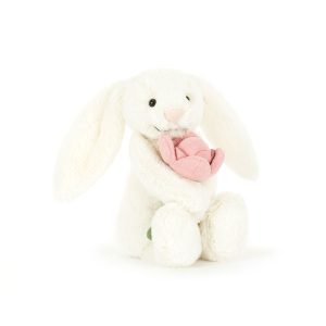 Bashful Bunny ‘Peony’